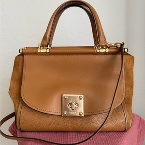 Elegant Tan Leather Handbag